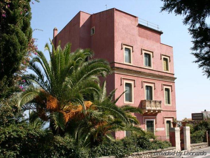 Hotel "La Pensione Svizzera" Taormina Eksteriør bilde