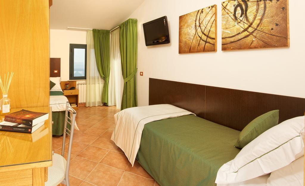 Hotel "La Pensione Svizzera" Taormina Eksteriør bilde