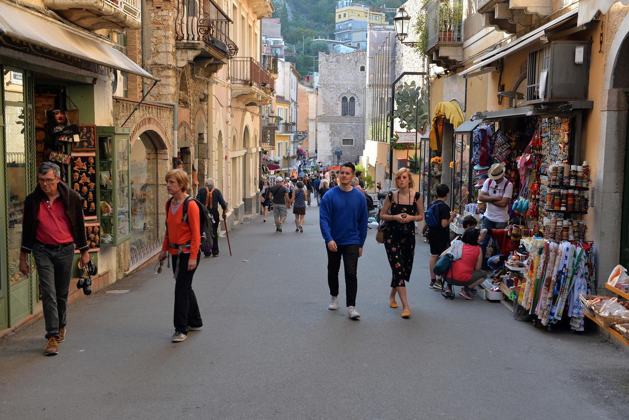 Hotel "La Pensione Svizzera" Taormina Eksteriør bilde