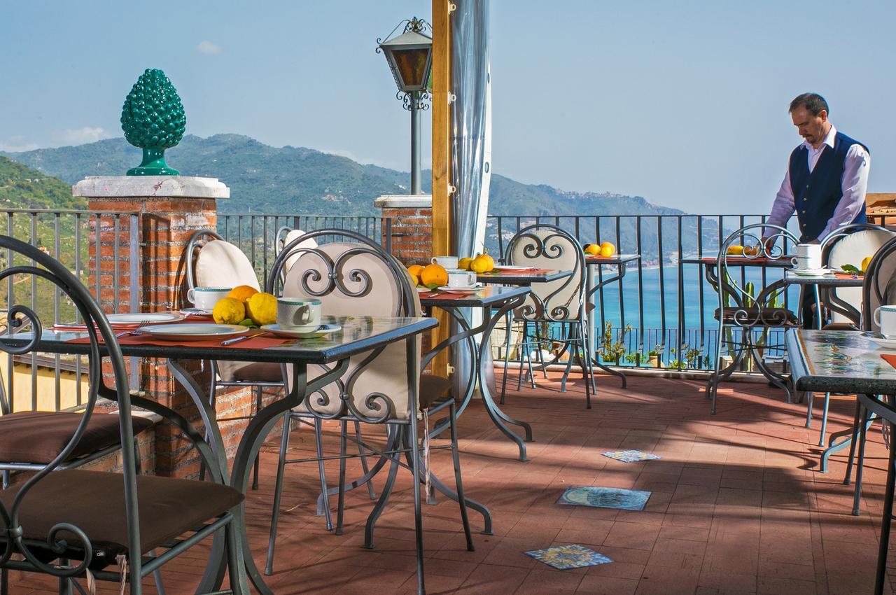 Hotel "La Pensione Svizzera" Taormina Eksteriør bilde